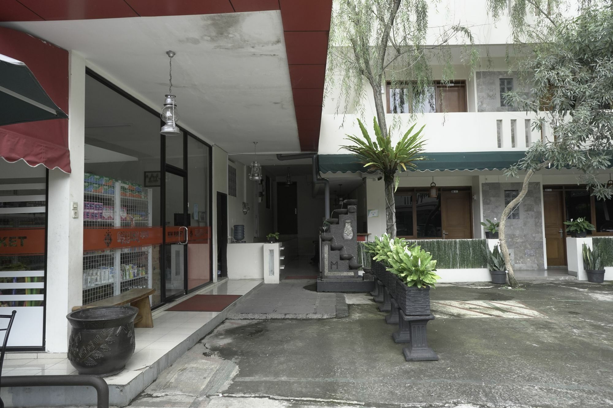 Reddoorz Plus @ Ciumbuleuit Area باندونج المظهر الخارجي الصورة