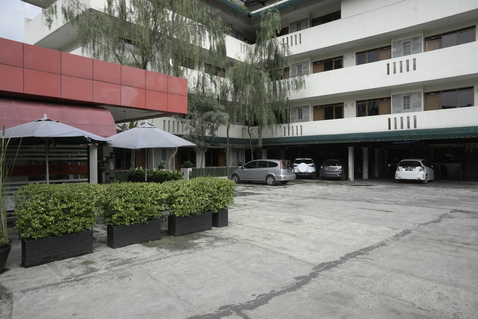 Reddoorz Plus @ Ciumbuleuit Area باندونج المظهر الخارجي الصورة